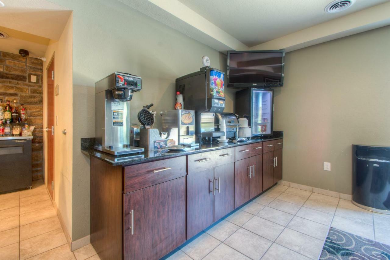 Cobblestone Inn & Suites - Wray エクステリア 写真
